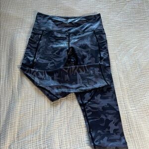 ZYIA Kids Camouflage Leggings - Black and Gray